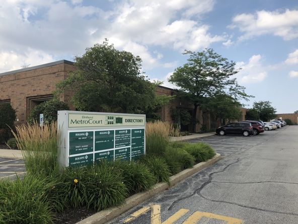 Elmhurst Metro Court: 747 Church Road, Elmhurst, IL 60126